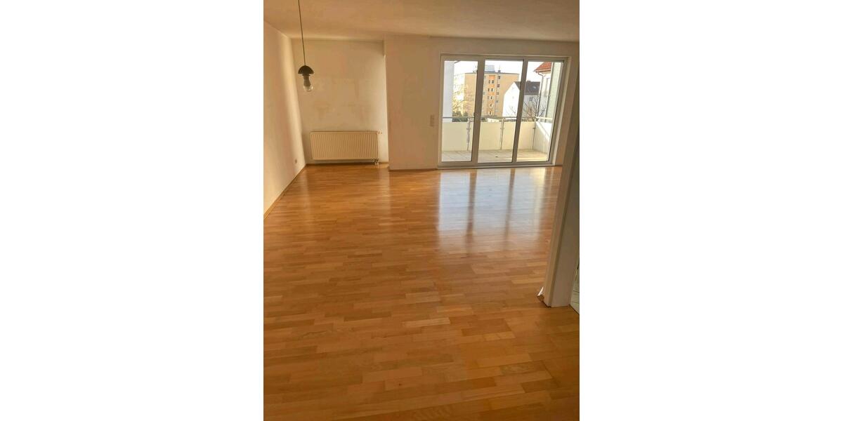 3 Zimmer Wohnung in Brackwede zu Vermieten 700€+400€ Nebenkosten 3 zimmer