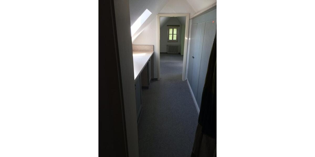 Gemütliche Dachgeschoß Wohnung in ländlicher Natur! 2 zimmer