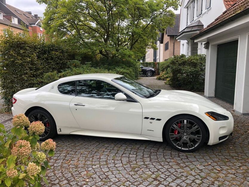 Maserati Granturismo 58.800 km 48.500 € Gütersloh 33330
