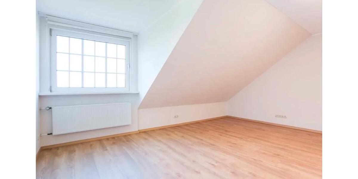 Einfamilienhaus Bielefeld Brackwede - 8 Zimmer, 235 m&sup2;, 779.000&euro; | Angebot:27043603