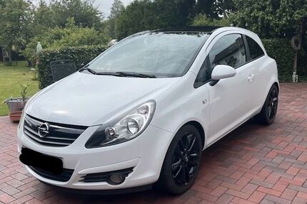 Opel Corsa 121.000 km 3.200 &euro; Löhne 32584