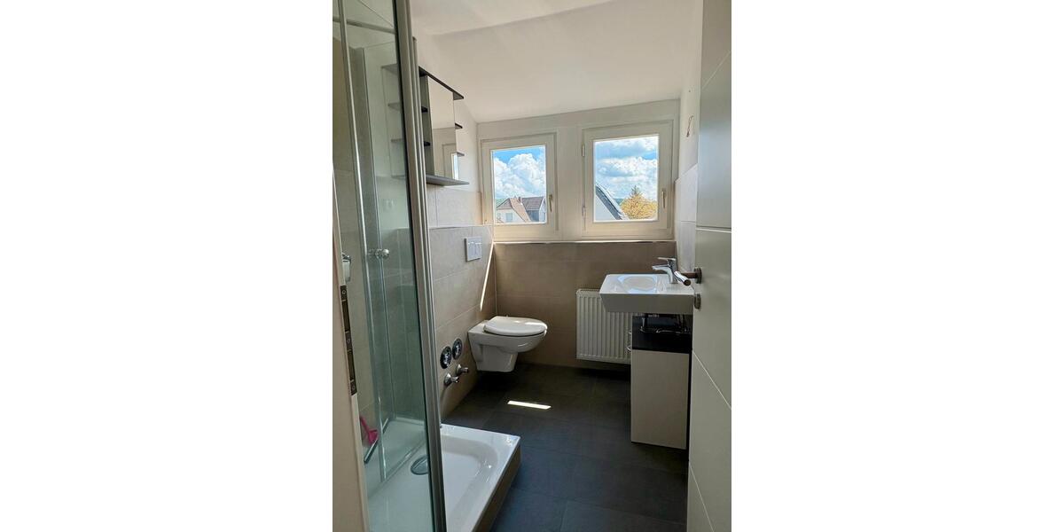 Dachgeschoßwohnung Bad Salzuflen - 4 Zimmer, 85 m&sup2;, 810&euro; | Angebot:26680356