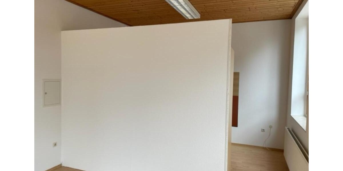 Gewerbeobjekt Lage - 280&euro; | Angebot:25084277