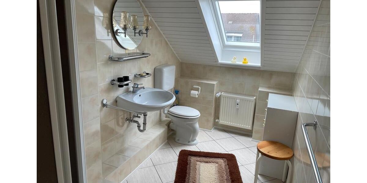 Dachgeschoßwohnung Bad Salzuflen Biemsen-Ahmsen - 2 Zimmer, 63 m&sup2;, 640&euro; | Angebot:26023984