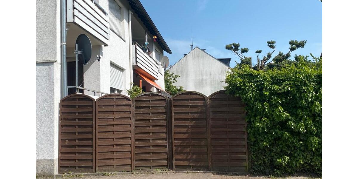 Erdgeschoßwohnung Bielefeld Brackwede - 4 Zimmer, 93 m&sup2;, 1.050&euro; | Angebot:26446380