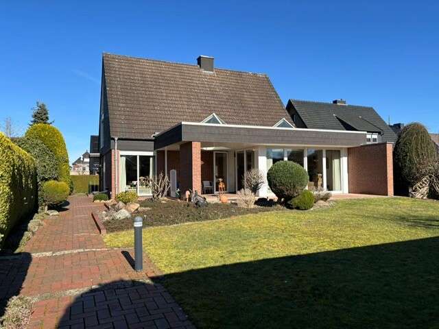 Einfamilienhaus Gütersloh Isselhorst - 6 Zimmer, 201 m&sup2;, 559.000&euro; | Angebot:25834892