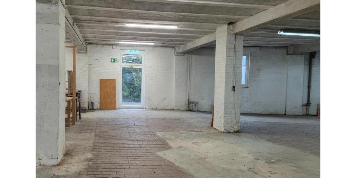 Gewerbeobjekt Halle - 1.500&euro; | Angebot:26470153