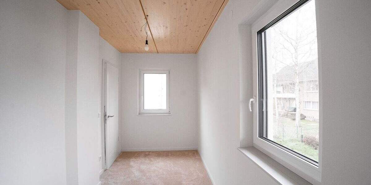 Doppelhaushälfte Leopoldshöhe Bexterhagen - 7 Zimmer, 179 m&sup2;, 540.000&euro; | Angebot:25776617