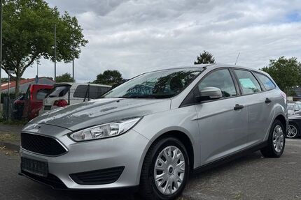 Ford Focus 32.400 km 6.990 € Paderborn 33102