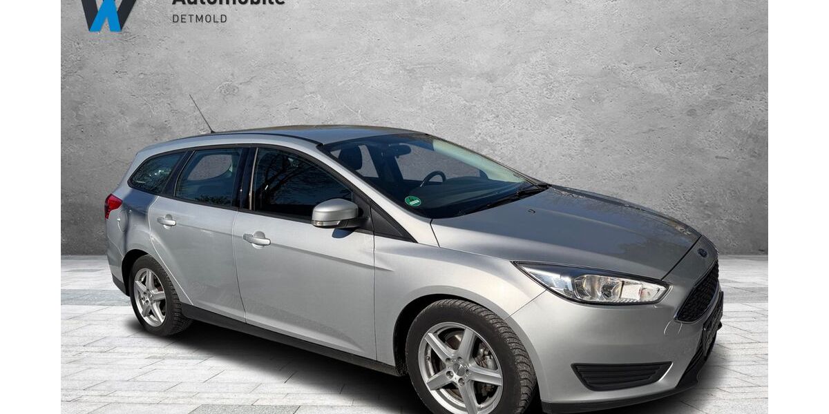 Ford Focus 95.000 km 5.999 &euro; Detmold 32758