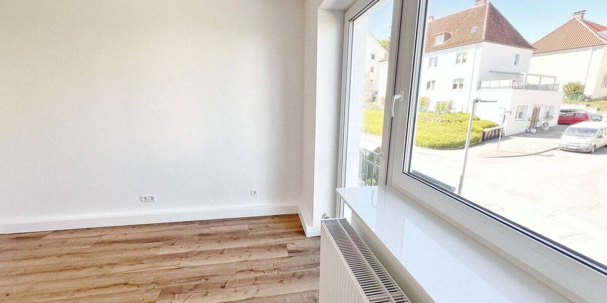 Etagenwohnung Bielefeld Innenstadt - 3 Zimmer, 75 m&sup2;, 750&euro; | Angebot:26377233