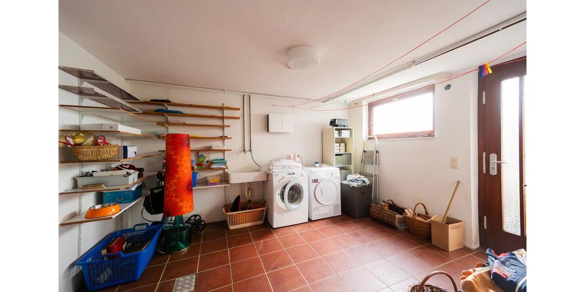 Einfamilienhaus Herford Falkendiek - 6 Zimmer, 150 m&sup2;, 1.000&euro; | Angebot:25921213