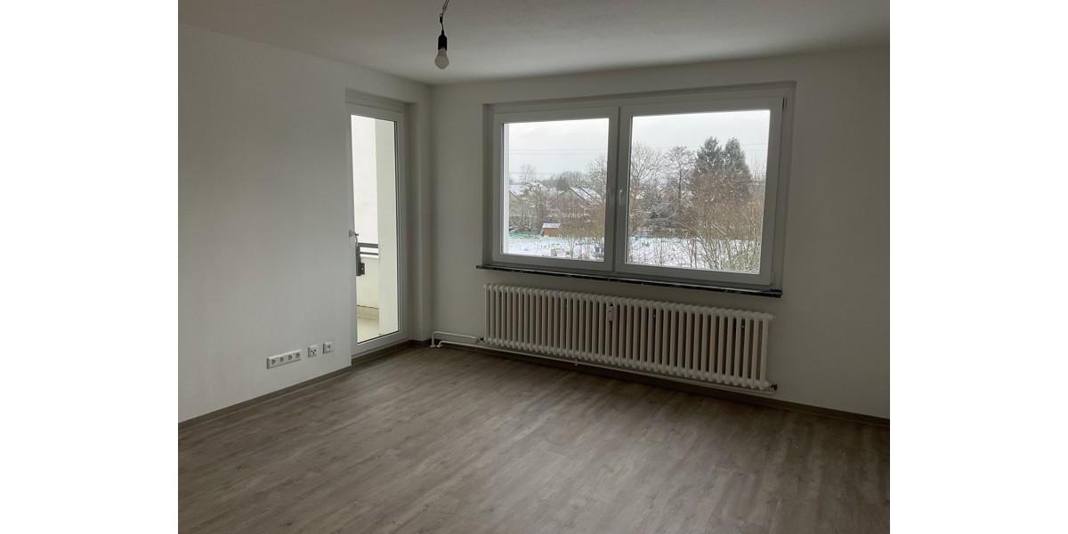 Gut geschnittene 3-Zimmer Wohnung mit Balkon 3 zimmer