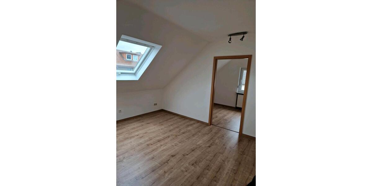 Dachgeschoßwohnung Herzebrock-Clarholz Clarholz - 3 Zimmer, 74 m&sup2;, 600&euro; | Angebot:25580221