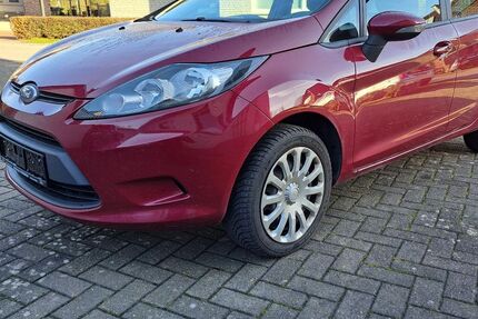 Ford Fiesta 178.000 km 2.950 &euro; Rödinghausen 32289