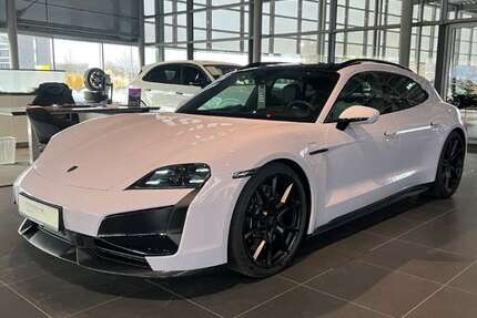 Porsche Taycan 2.730 km 148.700 &euro; Bielefeld 33719